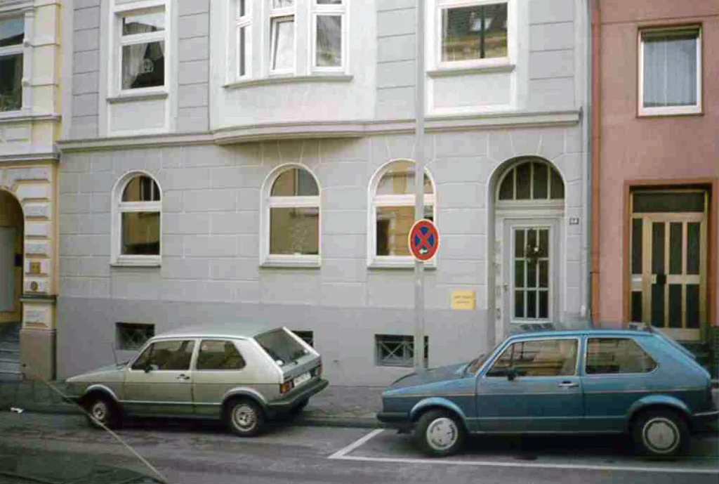 Straßenansicht der früheren Kanzlei in der Parkstraße in Mönchengladbach.